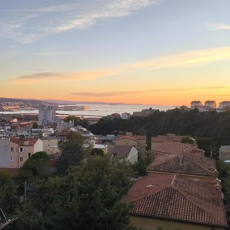 Maison Belle Vue - Beautiful Two-room With Sea View Apartamento *